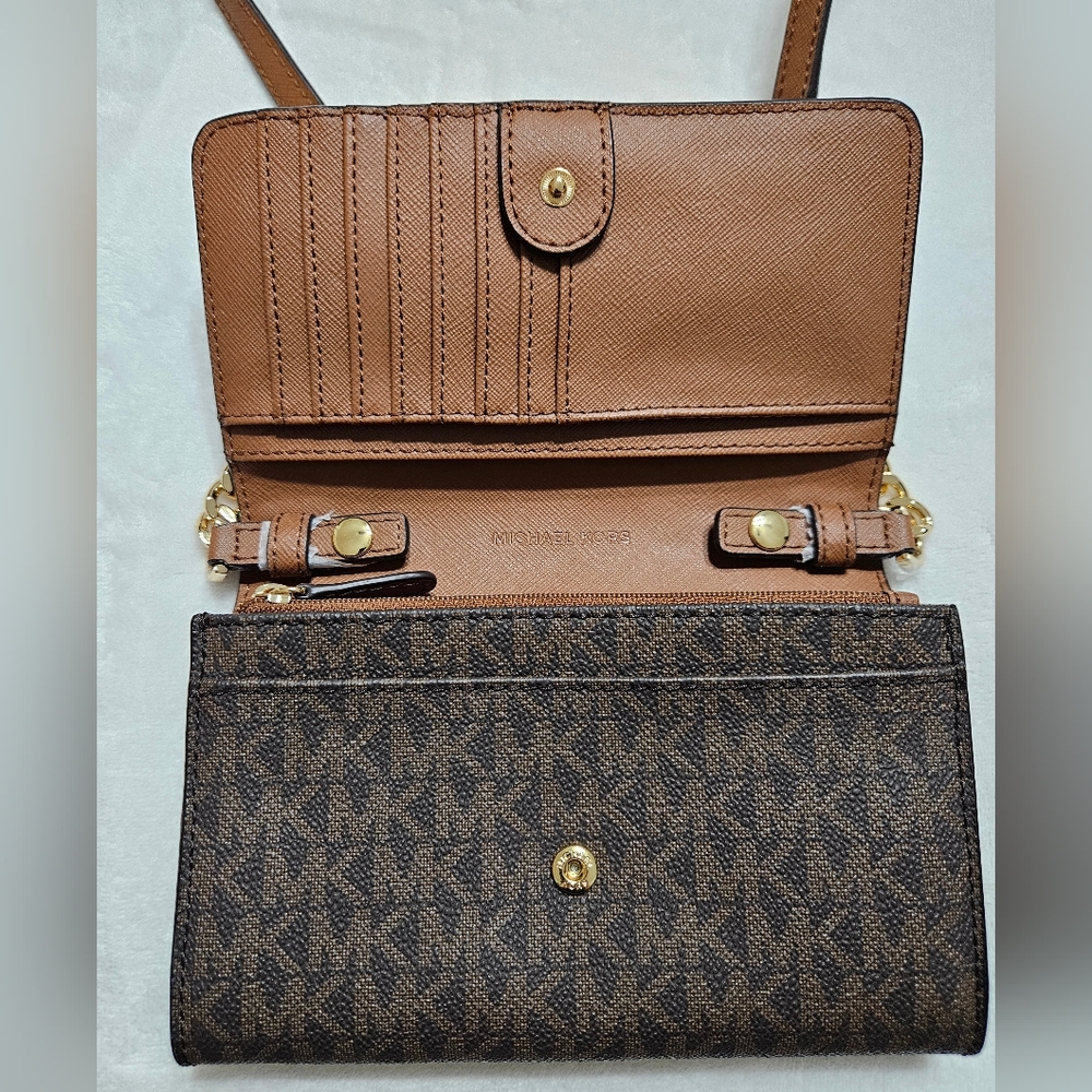 Michael Kors Crossbody Bag - Picture 3 of 4